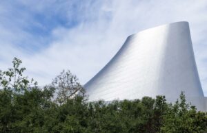 California Science Center conclui construção de novo prédio que abriga o ônibus Endeavour California Science Center conclui construção de novo prédio que abriga o ônibus Endeavour