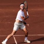 Campeonato masculino de quadra de saibro dos EUA - Tirante surpreende Shelton e prepara a semifinal contra Burruchaga