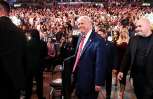 Caos do bloqueio do petróleo: Trump promete barrar todos os navios do Estreito de Ormuz HOJE enquanto as negociações de paz com o Irã fracassam… e Israel aumenta a ‘prontidão’ para mais combates Donald Trump (foto) lançou o mundo no caos ontem ao anunciar que a América bloquearia 'todo e qualquer navio' que tentasse usar o Estreito de Ormuz