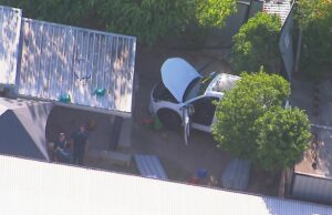 Carro atinge creche no leste de Brisbane Carro atinge creche no leste de Brisbane