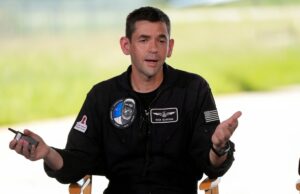 Chefe da NASA diz que as probabilidades são “muito altas” de existência de alienígenas Chefe da NASA diz que as probabilidades são “muito altas” de existência de alienígenas