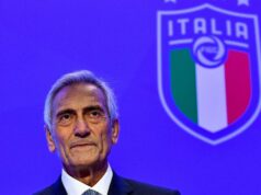 Chefe da federação italiana de futebol renuncia após fracasso na Copa do Mundo Chefe da federação italiana de futebol renuncia após fracasso na Copa do Mundo