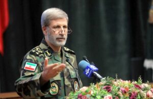 Chefe do exército iraniano diz aos comandantes para se prepararem para qualquer ataque, relata a mídia estatal Yahoo news home