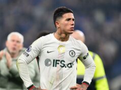 Chelsea dispensa Fernandez por dois jogos para comentários sobre seu futuro lightbox-info