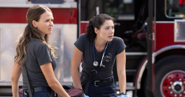 Chicago Fire Showrunner promete que a diversão está na programação de Violet na 14ª temporada após Carver Heartbreak