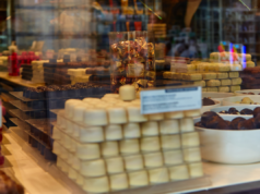 Chocolate recolhido em 40 estados por causa de alérgenos ‘ameaçadores de vida’ Chocolate recolhido em 40 estados por causa de alérgenos 'ameaçadores de vida'