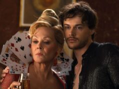 Chris Briney está implorando a seus fãs que assistam ‘Hacks’ desde o início e não apenas sua aparição na 5ª temporada: “É um dos programas mais importantes que existe” Chris Briney está implorando a seus fãs que assistam ‘Hacks’ desde o início e não apenas sua aparição na 5ª temporada: “É um dos programas mais importantes que existe”