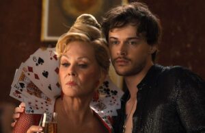 Chris Briney está implorando a seus fãs que assistam ‘Hacks’ desde o início e não apenas sua aparição na 5ª temporada: “É um dos programas mais importantes que existe” Chris Briney está implorando a seus fãs que assistam ‘Hacks’ desde o início e não apenas sua aparição na 5ª temporada: “É um dos programas mais importantes que existe”