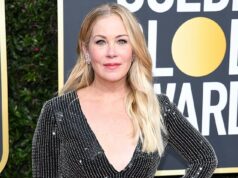 Christina Applegate, 54, é ‘hospitalizada’ em meio à batalha contra a esclerose múltipla… depois de revelar que está praticamente confinada à cama com a doença Christina Applegate foi “hospitalizada” em meio à sua batalha contínua contra a esclerose múltipla (EM); visto em 2020 em Beverly Hills