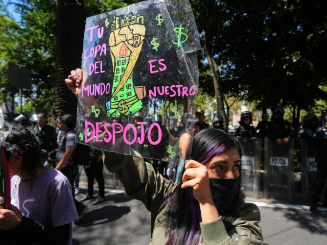 Cinco grandes questões que afetam a Copa do Mundo da FIFA com 50 dias pela frente
