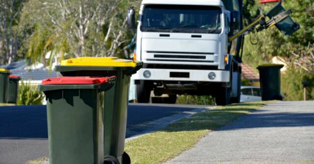 Posto de gasolina genérico em Sydney. Combustível, diesel, sem chumbo, petróleo, postos de gasolina, preços, inflação, guerra, conflito, Irã. Posto de gasolina Ampol Chatswood East. Sexta-feira, 27 de março de 2026 Foto AFR Louie Douvis