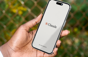 Claude está caído? Antrópico confirma interrupção de Claude, problemas com Cowork. captura de tela do downdetector mostrando relatórios de erros do usuário para claude ai