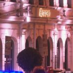 O bar e boate estavam abertos no momento do tiroteio, que aconteceu pouco antes das 2h.