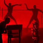 Coachella 2026: Nine Inch Noize renova o rock industrial para uma rave macabra