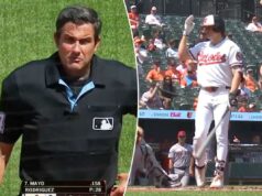 Coby Mayo, da Orioles, pego no meio da controvérsia do desafio ABS Coby Mayo parecia pensar em desafiar a decisão de 3-0, mas não chegou a bater no topo do capacete.