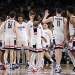 Código promocional Underdog NEWSWEEK: Ganhe $ 50 em entradas de bônus para UConn-Michigan
