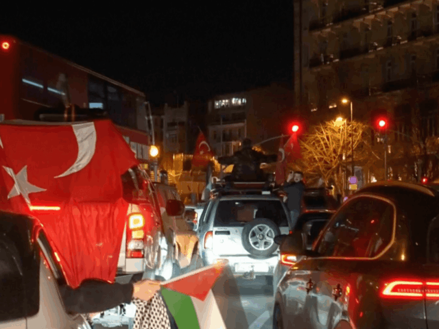 Comboio turco condena 'agressão ilegal' dos EUA e Israel
