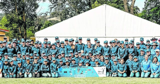 Começou a aula para tratadores de gado que foram postos à prova em acampamento anual
