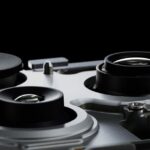 Fabricação de lentes de abertura variável para iPhone 18 Pro supostamente em andamento | A foto mostra o módulo da câmera do iPhone 17 Pro existente