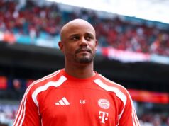 Comentários dos torcedores do Bayern de Munique sobre Vincent Kompany mostram que um futuro brilhante pode estar à frente de Carrick no Man Utd Comentários dos torcedores do Bayern de Munique sobre Vincent Kompany mostram que um futuro brilhante pode estar à frente de Carrick no Man Utd