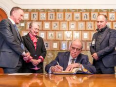 Comitê do Prêmio Nobel condena ação russa para criminalizar grupo de direitos humanos Comitê do Prêmio Nobel condena ação russa para criminalizar grupo de direitos humanos