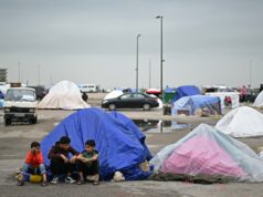 Como a invasão do sul do Líbano por Israel criou uma crise humanitária Ataques aéreos israelenses devastam aldeias libanesas e deslocam milhões