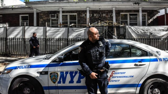 Comunidades judaicas em alerta máximo com o início da Páscoa em meio a crescentes ameaças à segurança em todo o país
