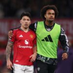 'Conduta não violenta'… O ex-árbitro diz que Lisandro Martinez não deveria ter sido expulso por puxar o cabelo