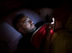 Conheça Noscroll, um bot de IA que faz a rolagem do apocalipse para você Conheça Noscroll, um bot de IA que faz a rolagem do apocalipse para você