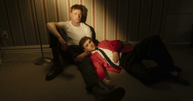 Conheça os jovens atores fascinantes que deram vida ao perigoso irmão de 'Half Man'
