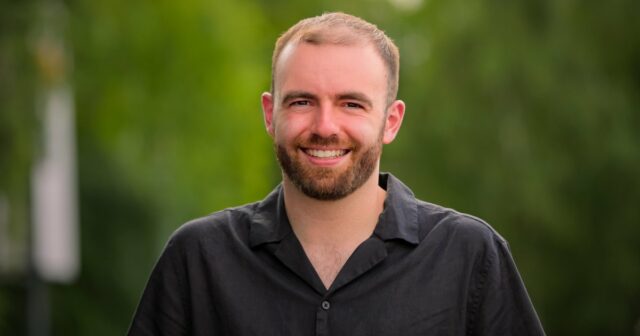 Connor-e-Georgie-Love_on_the_Spectrum_U.S._n_S4_E5_00_17_55_02_R