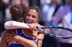 Copa Billie Jean King: A atual campeã Itália e Grã-Bretanha chegam à final; EUA nocauteados Copa Billie Jean King: A atual campeã Itália e Grã-Bretanha chegam à final; EUA nocauteados