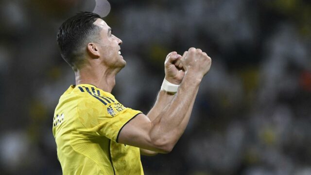 Cristiano Ronaldo marca dois gols na vitória de Al Nassr. Al Najma é o líder do cimento na Saudi Pro League
