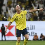 Cristiano Ronaldo marca e o Al-Nassr quebra o recorde do clube com a 14ª vitória consecutiva no campeonato