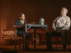 Crítica da Broadway de ‘Death of a Salesman’: Nathan Lane e Laurie Metcalf lideram um renascimento taciturno que está preso no ponto morto Death of a Salesman, Nathan Lane and Laurie Metcalf