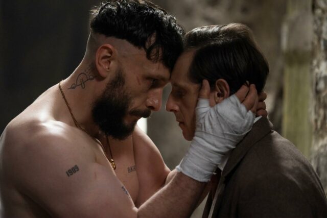 Crítica de 'Half Man': uma sinfonia surpreendentemente honesta de raiva, violência e fraternidade
