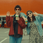 Crítica de 'Mile End Kicks': Barbie Ferreira é uma jovem crítica musical em uma comédia indie-rock onde a realidade morde