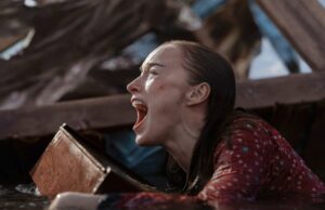 Crítica de ‘Thrash’: É Netflix e Chomp, como Phoebe Dynevor estrela em um thriller de tubarão familiar, mas terrivelmente competente Crítica de 'Thrash': É Netflix e Chomp, como Phoebe Dynevor estrela em um thriller de tubarão familiar, mas terrivelmente competente