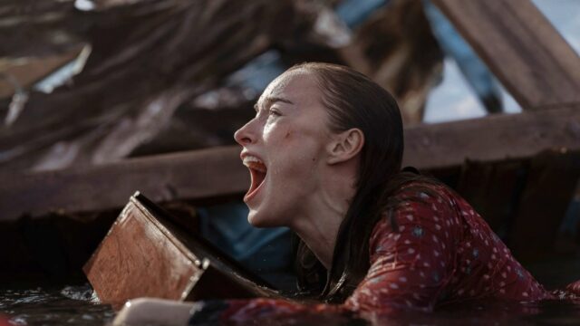 Crítica de 'Thrash': É Netflix e Chomp, como Phoebe Dynevor Crítica de 'Thrash': É Netflix e Chomp, como Phoebe Dynevor estrela em um thriller de tubarão familiar, mas terrivelmente competente