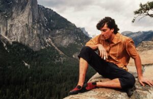 Crítica do Dark Wizard: qualquer pessoa que gostou de Free Solo precisa assistir às novas documentações da HBO Um homem sobe um penhasco sem corda.