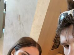 Cruz Beckham, 21, rebate comentários sobre seu romance de diferença de idade com Jackie Apostel, 30, com uma piada sobre o famoso regime alimentar rígido de sua mãe Cruz Beckham respondeu ao comentário sarcástico de um troll sobre sua diferença de idade com a namorada Jackie Apostel, fazendo uma piada sobre a famosa dieta limitada de sua mãe