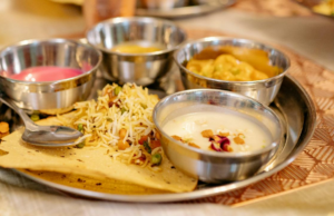 Custo do thali não vegetariano cai 1% em março: Relatório Custo do thali não vegetariano cai 1% em março: Relatório