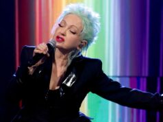 Cyndi Lauper lembra Heckler de não mexer com ela após interrupção no meio do show: ‘I’m From Brooklyn’ | Vídeo Phil Collins, Oasis, Wu-Tang Clan