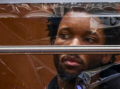 D4vd desmembrou Celeste Rivas, de 14 anos, com motosserra, afirmam os promotores Corpo de Celeste Rivas encontrado em carro D4vds Tudo o que sabemos até agora sobre a investigação