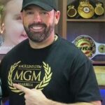 Daniel Kinahan, na casa dos 40 anos, (foto) foi preso com base num mandado emitido pelos tribunais irlandeses em relação a alegados crimes graves de crime organizado