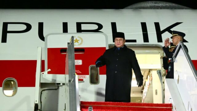 Dari Rusia, Prabowo Lanjut Lawatan e Paris Temui Presidente Macron
