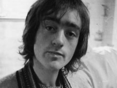 Dave Mason, membro do Hall da Fama do Rock & Roll que foi cofundador do Traffic e cantou ‘Feelin’ Alright’ e ‘We Just Disagree’, morre aos 79 anos Dave Mason, membro do Hall da Fama do Rock & Roll que foi cofundador do Traffic e cantou 'Feelin' Alright' e 'We Just Disagree', morre aos 79 anos