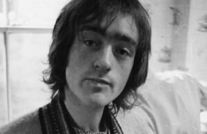 Dave Mason, membro do Hall da Fama do Rock & Roll que foi cofundador do Traffic e cantou ‘Feelin’ Alright’ e ‘We Just Disagree’, morre aos 79 anos Dave Mason, membro do Hall da Fama do Rock & Roll que foi cofundador do Traffic e cantou 'Feelin' Alright' e 'We Just Disagree', morre aos 79 anos