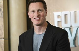 David Ellison chega ao CinemaCon, reiterando a promessa de fazer mais filmes com a Paramount-Warner Bros. David Ellison chega ao CinemaCon, reiterando a promessa de fazer mais filmes com a Paramount-Warner Bros.
