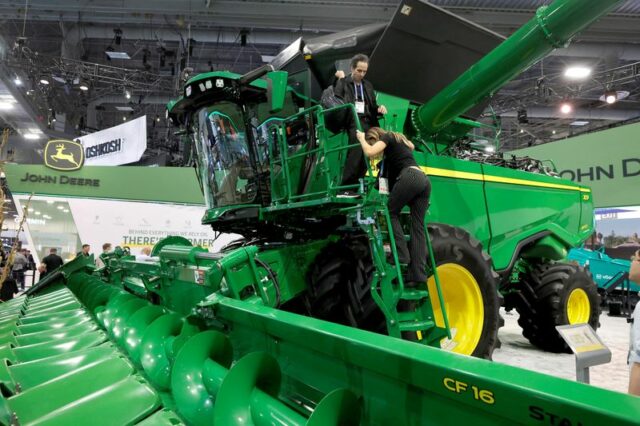 Deere resolve processo de direito de reparo nos EUA com Deere resolve processo de direito de reparo nos EUA com fundo de US$ 99 milhões e compromissos de reparo